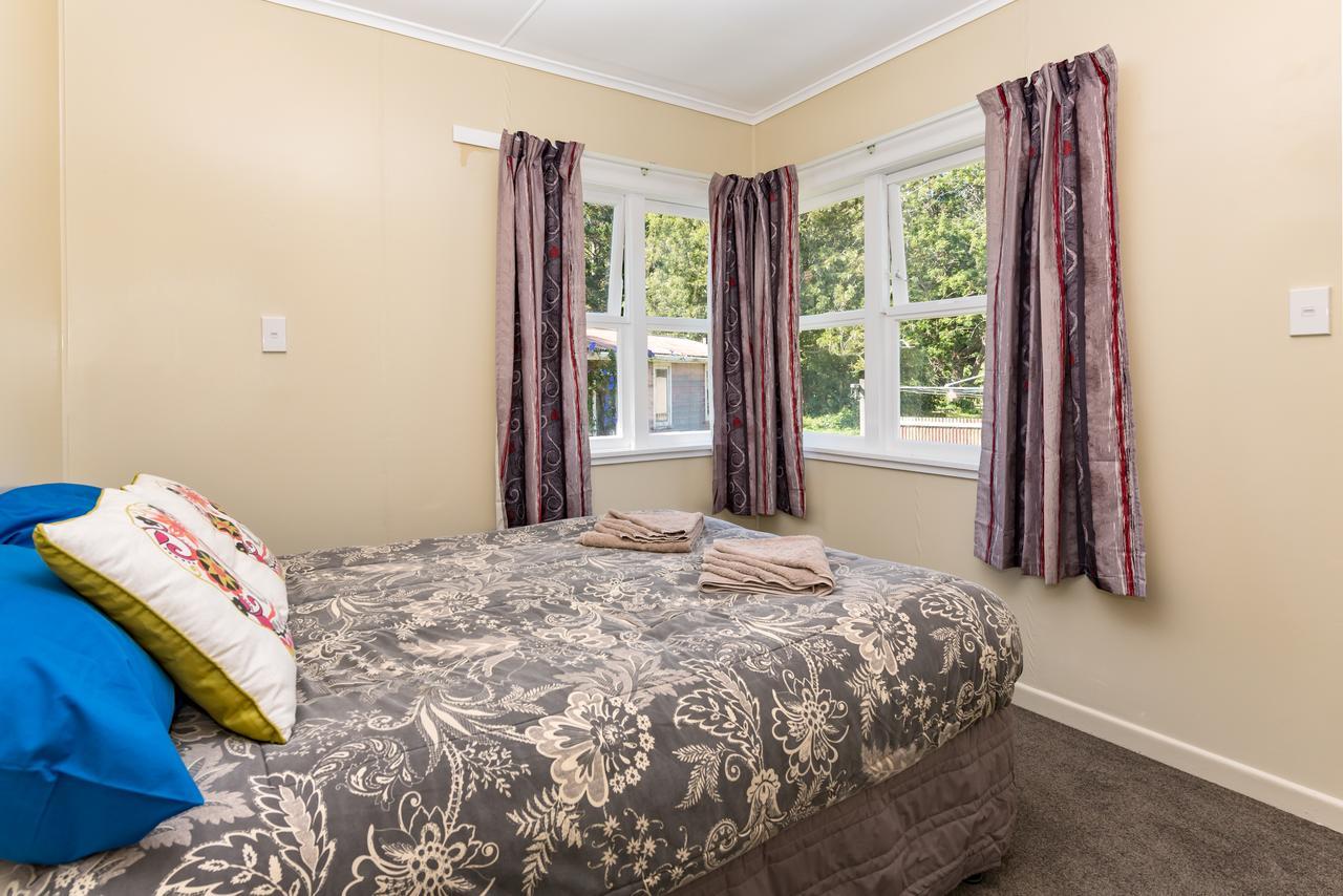 Waitangi Beach Bach 30B Eksteriør bilde