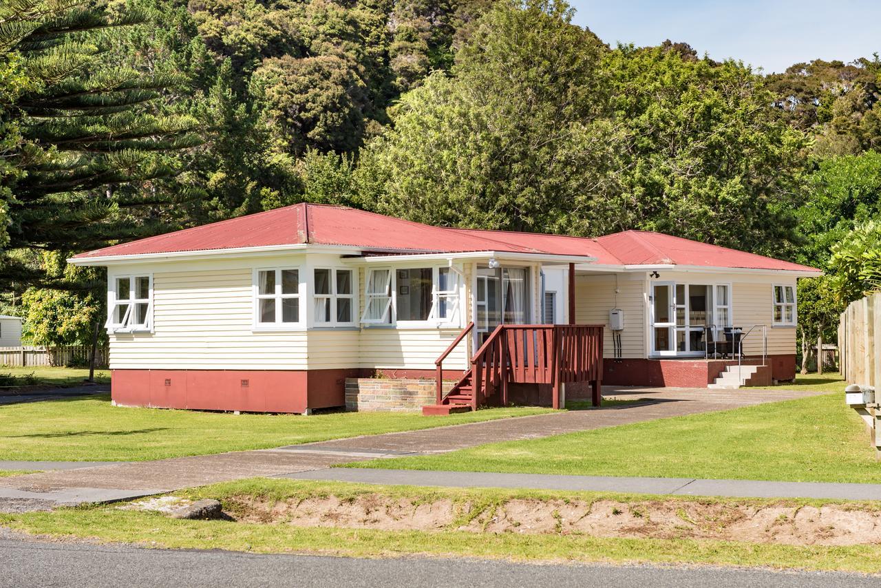 Waitangi Beach Bach 30B Eksteriør bilde